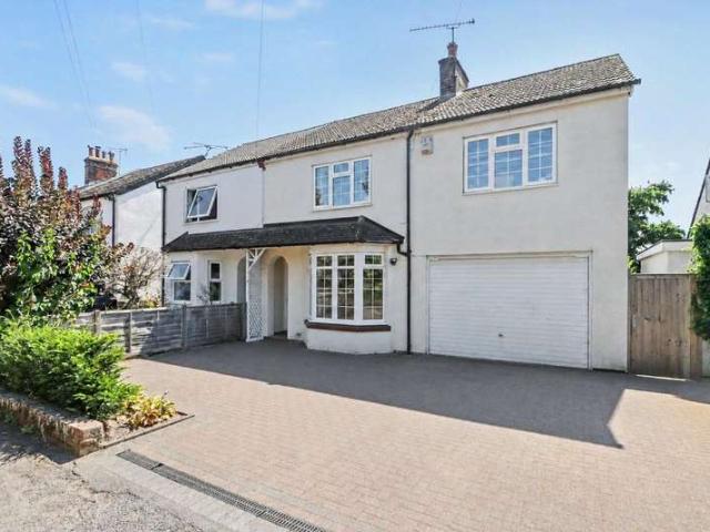 House for sale in Westfield, Woking