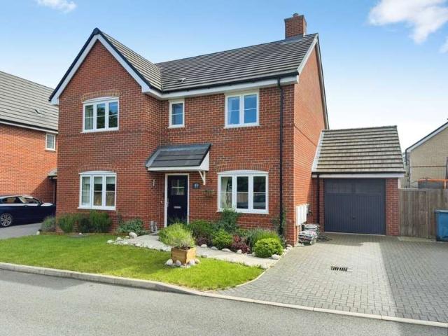 House for sale in Longwick, Buckinghamshire