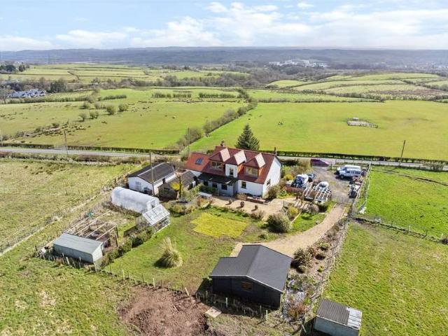 House for sale in Dalry, Scotland