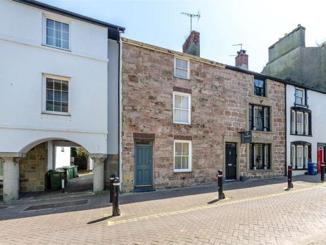 House for sale in Caernarfon
