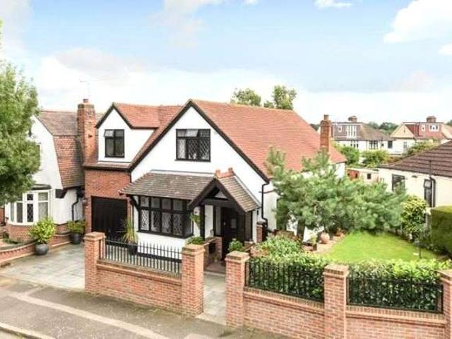 House for sale in Upminster, Greater London