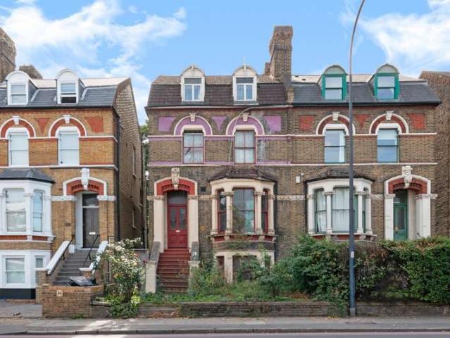 House for sale in London Borough of Lewisham, Greater London