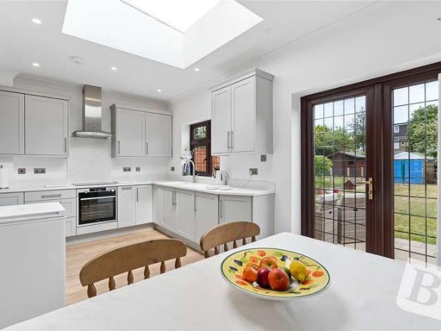 House for sale in Chadwell Heath, Greater London