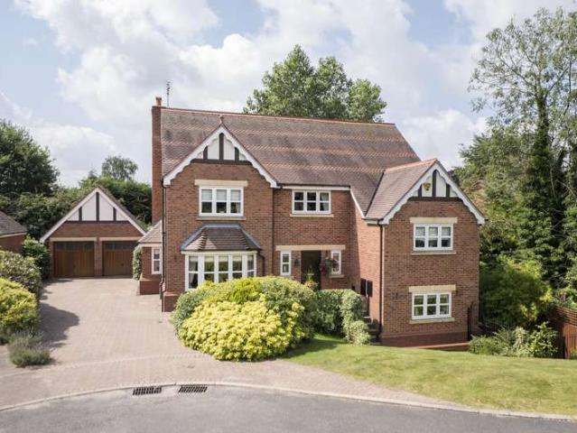 House for sale in Kelsall