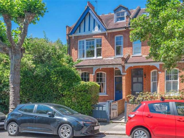 House for sale in Hornsey, Greater London