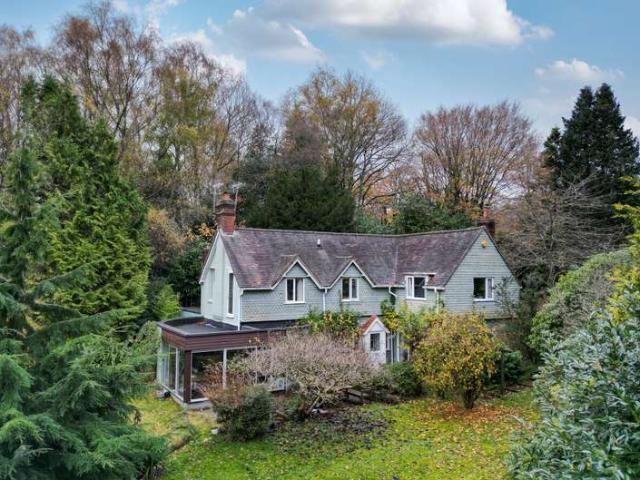 House for sale in Great Stoatley, Fole