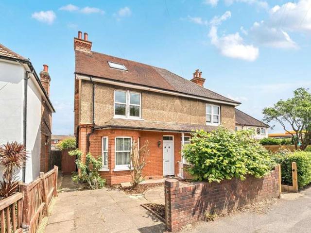 House for sale in Worplesdon, Westborough