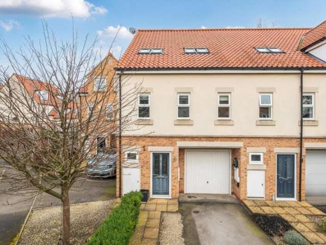 House for sale in Thorp Arch, West Yorkshire