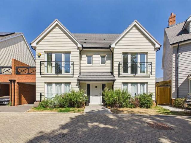 House for sale in Mytchett, Surrey Heath