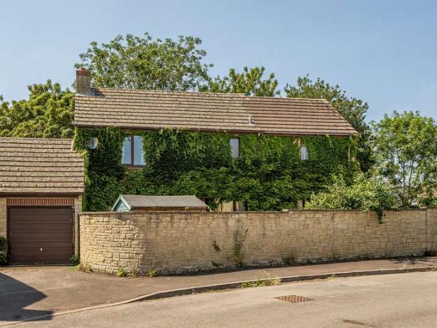 House for sale in Black Bourton, Oxfordshire