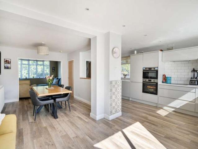 House for sale in Winterbourne, Frampton Cotterell