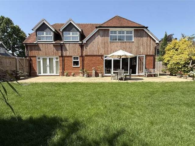 House for sale in Summersdale, Chichester