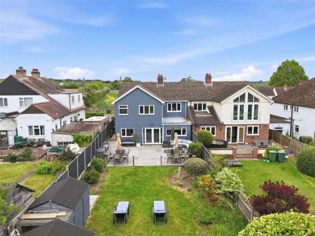House for sale in Duton Hill, Essex