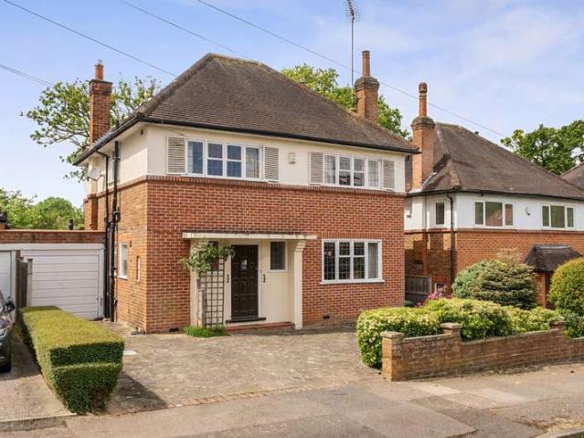 House for sale in Pinner, Greater London