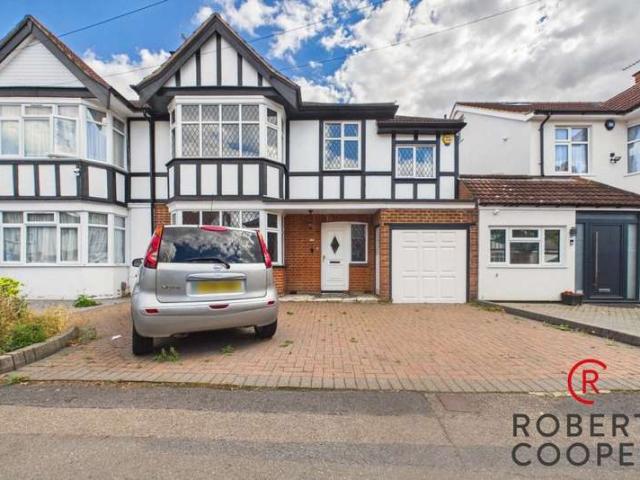 House for sale in Eastcote, Greater London