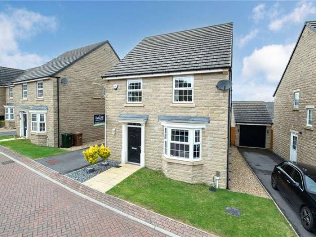 House for sale in Cullingworth, West Yorkshire
