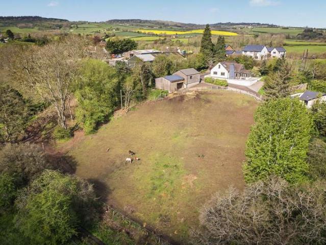House for sale in Ganarew