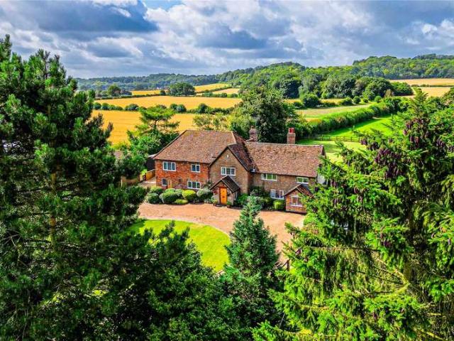 House for sale in Edlesborough, Buckinghamshire