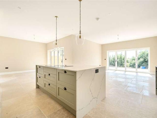 House for sale in Black Bourton, Oxfordshire