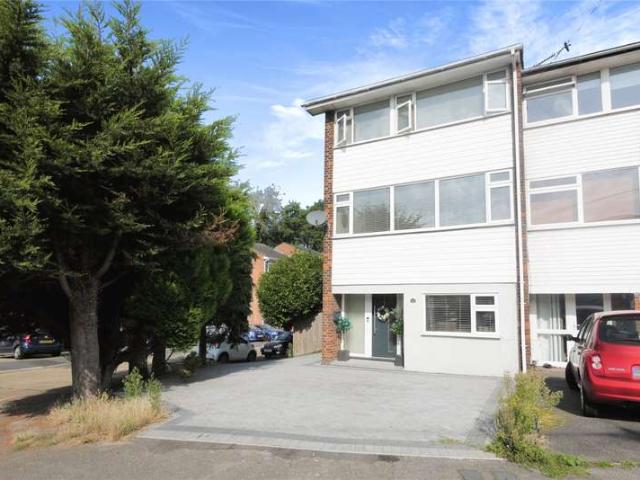 House for sale in Brook Street, Navestock Side