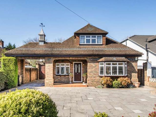 House for sale in Denham