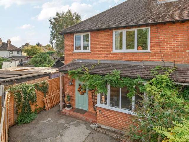 House for sale in Slyfield Industrial Estate, Guildford
