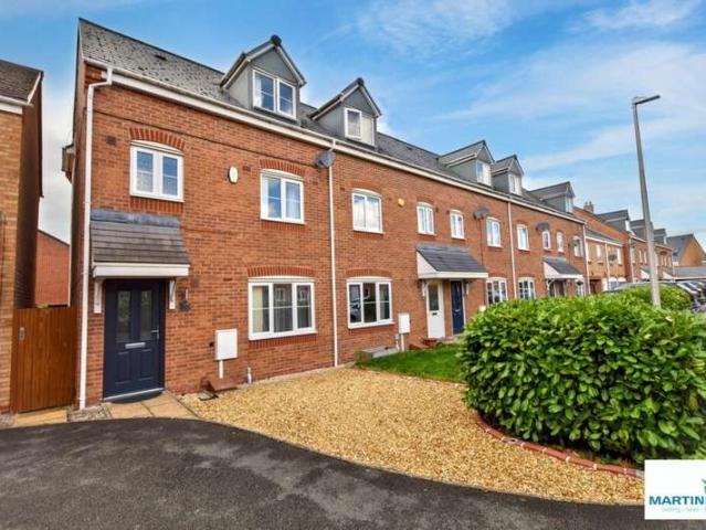 House for sale in Nuneaton, Nuneaton and Bedworth