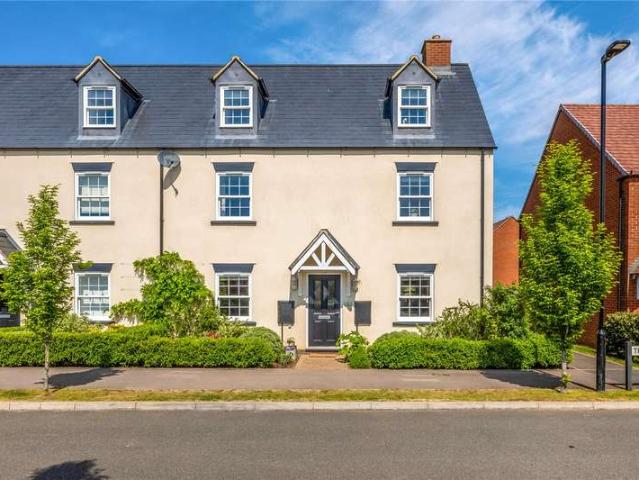 House for sale in Evershot, Oxfordshire