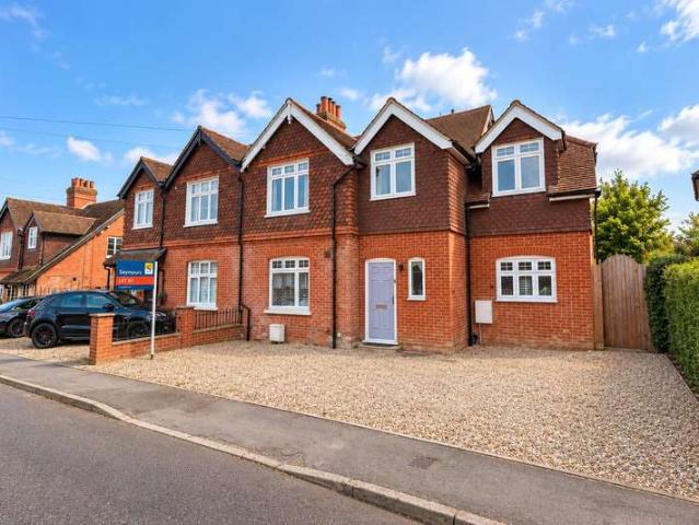House for sale in Worplesdon, Guildford