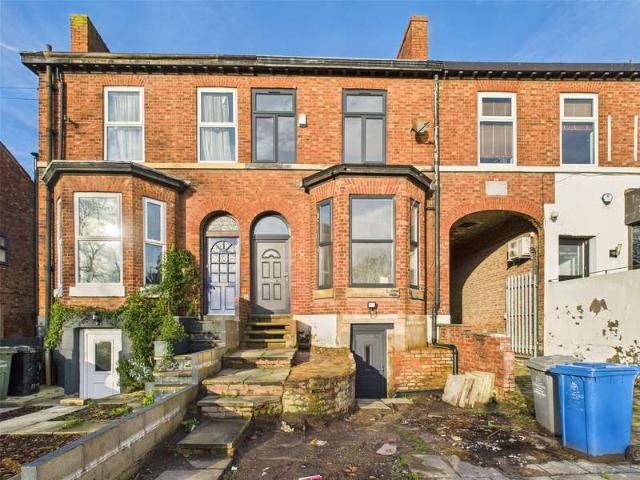 House for sale in Gorse Hill, Trafford Park