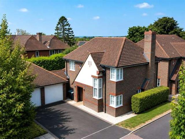 House for sale in Four Marks, East Hampshire