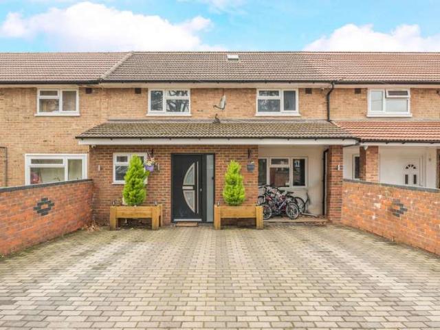 House for sale in Sheerwater, Woking