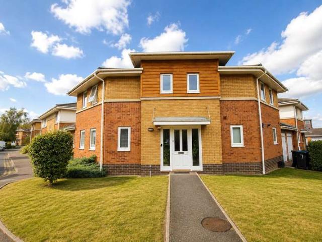 House for sale in London Borough of Croydon, Greater London