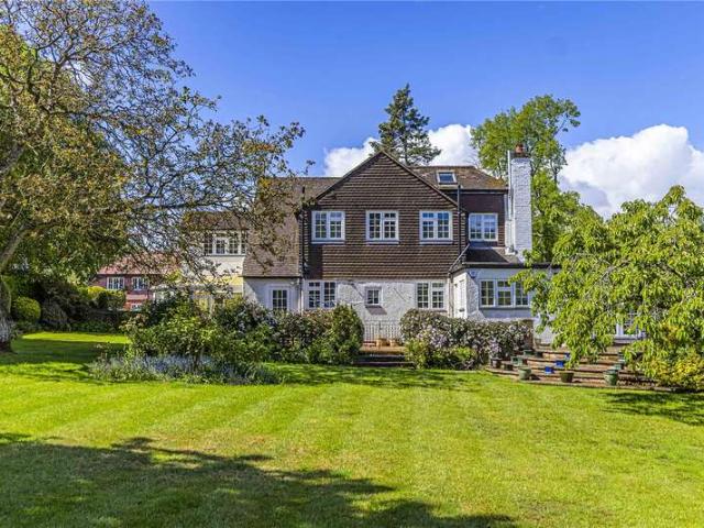 House for sale in Felden, Pouchen End