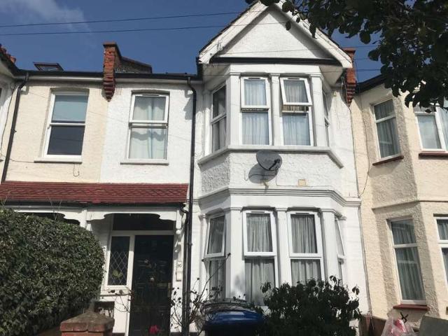 House for sale in Brondesbury, Greater London