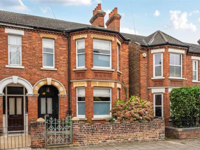 House for sale in De Parys, Bedford