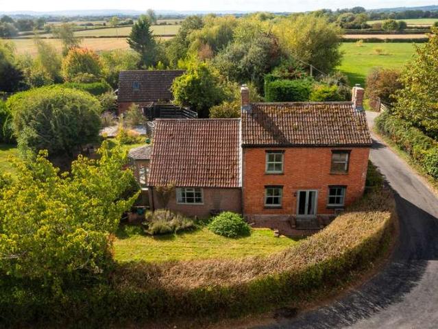 House for sale in Burrowbridge, Somerset