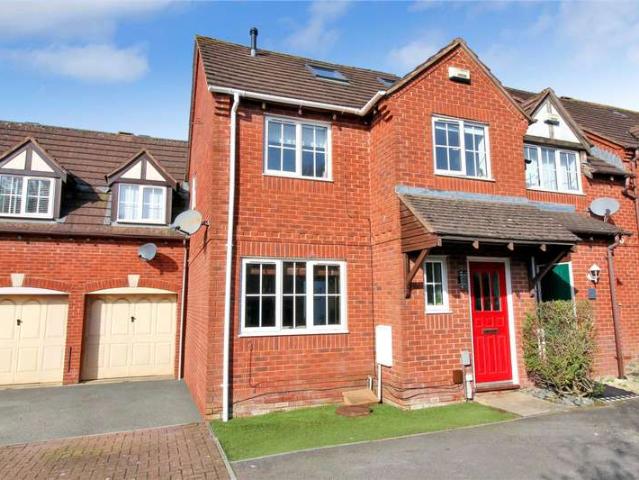 House for sale in St Andrews Ridge, Abbey Mead