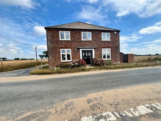 House for sale in Crostwick, Norfolk