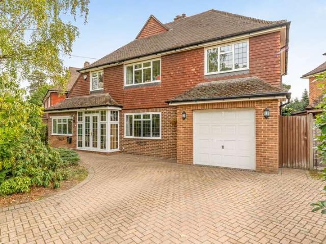 House for sale in Pyrford, Woking