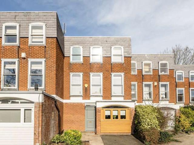 House for sale in Dartmouth Park, Greater London