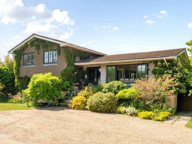 House for sale in Westborough, Surrey