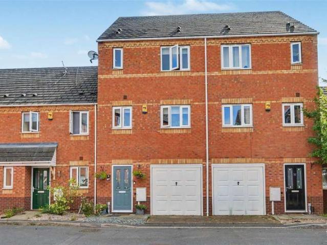 House for sale in Caldermill, East Midlands