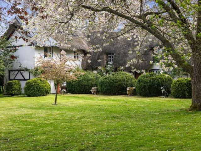 House for sale in Great Bedwyn, Wiltshire