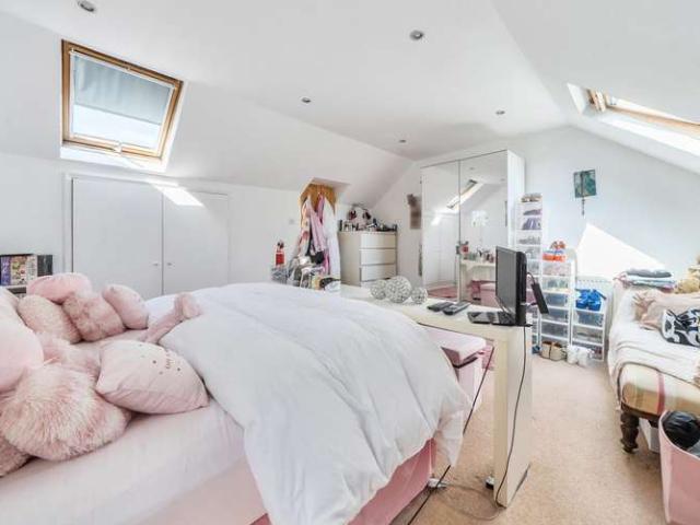 House for sale in London Borough of Ealing, Hanwell