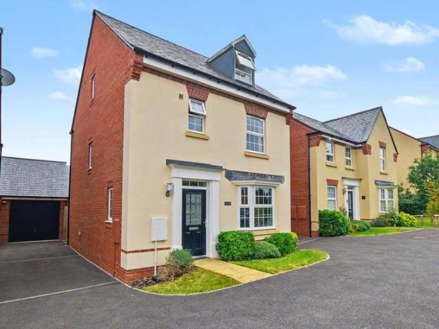House for sale in Somerset