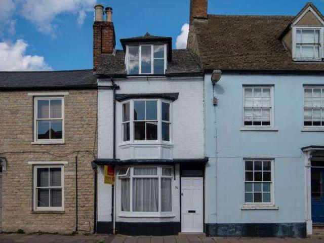 House for sale in Black Bourton, Oxfordshire