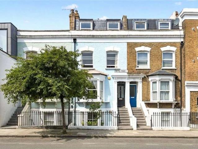 House for sale in London Borough of Hackney, Greater London