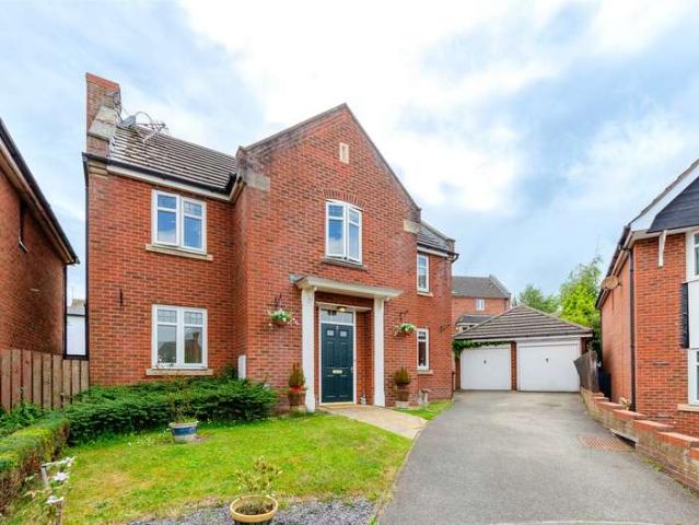 House for sale in Colwyn Bay, Wales