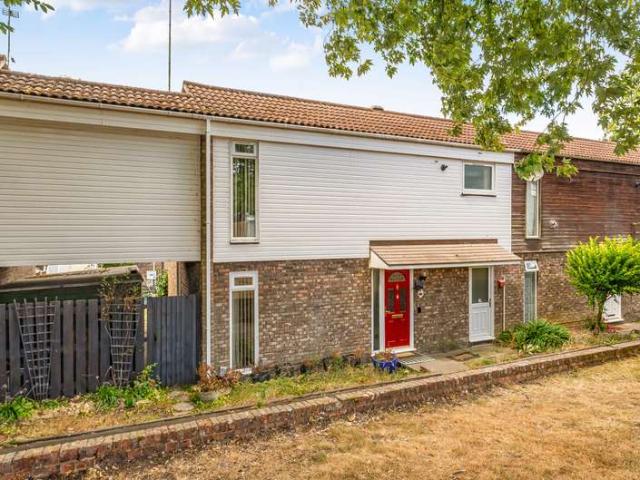 House for sale in Hanworth, Bracknell